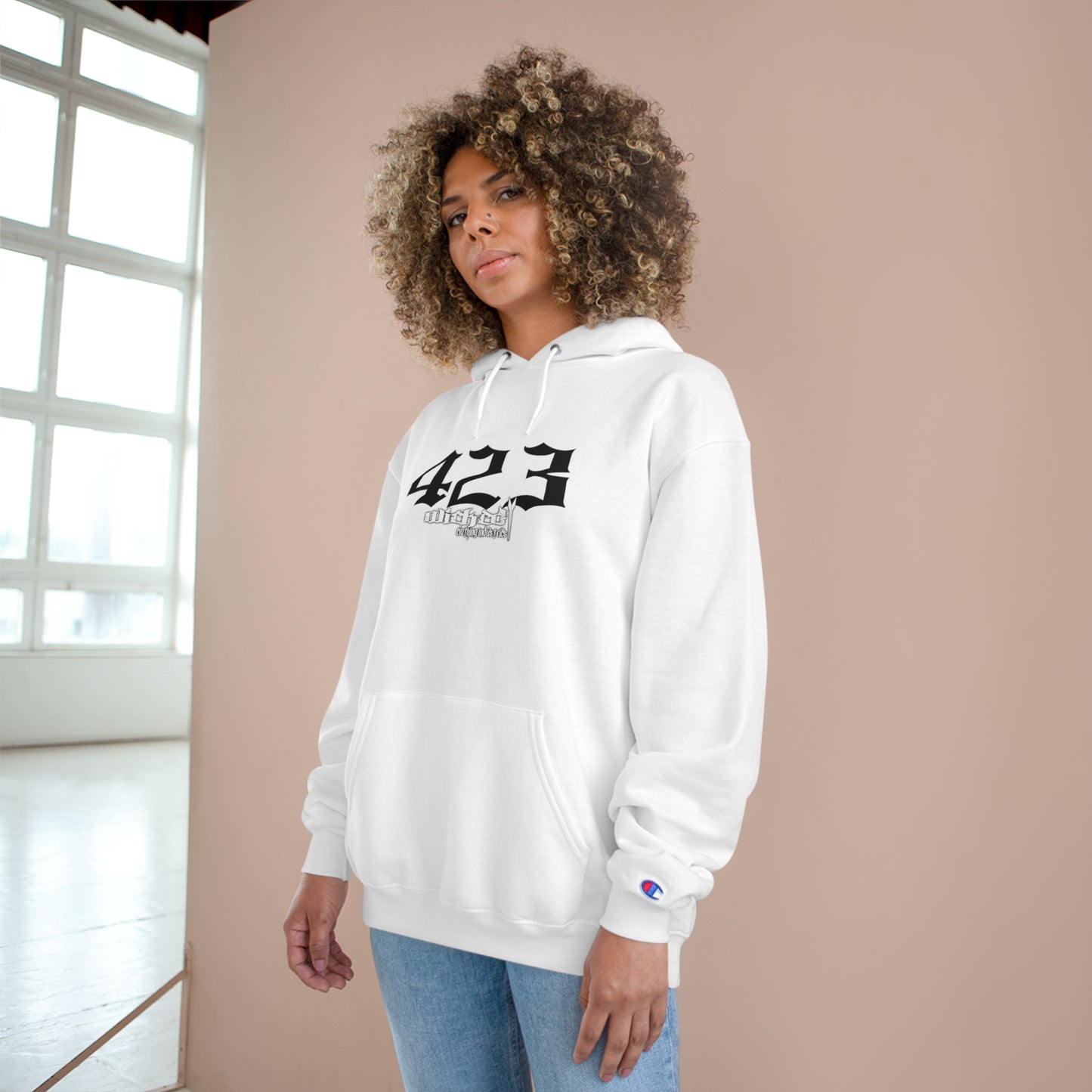 423 Wiicked Wild Men's Hoodie